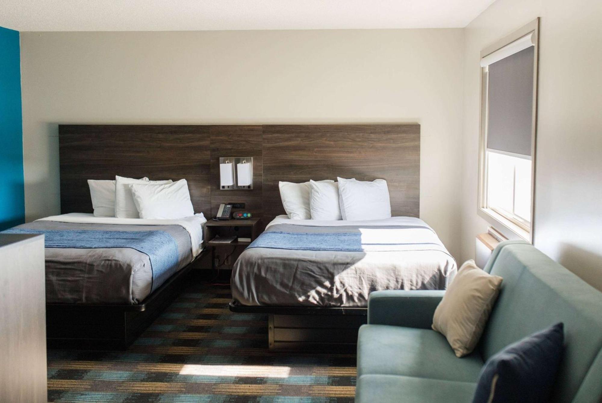 Travelodge By Wyndham Escanaba Exterior photo