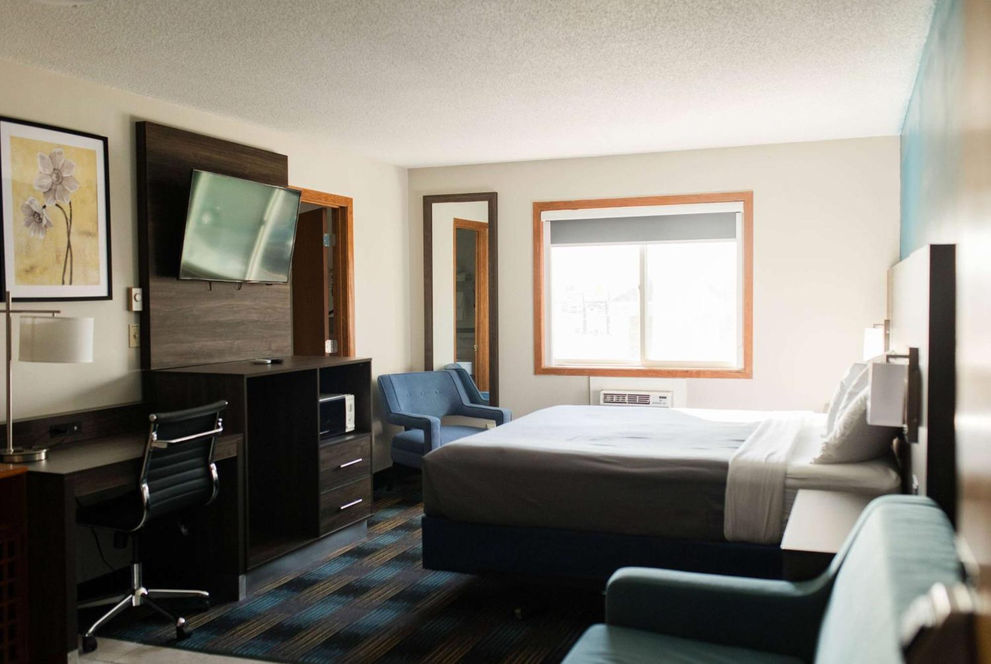 Travelodge By Wyndham Escanaba Exterior photo
