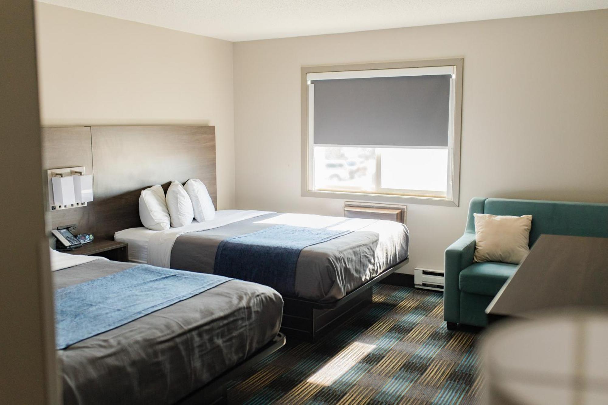 Travelodge By Wyndham Escanaba Exterior photo